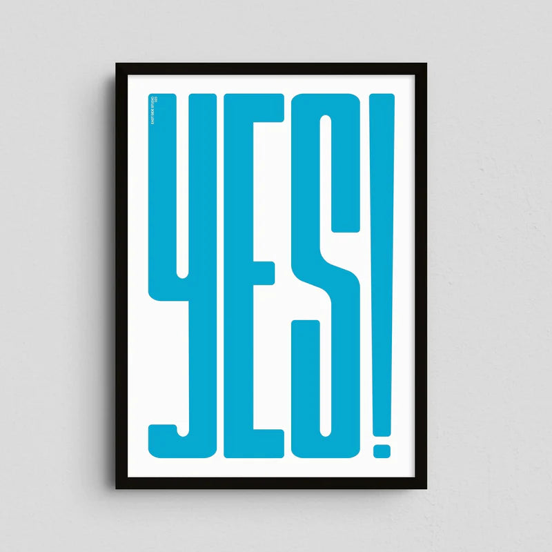 Yes! Bleu Ciel - Affiche 30,48 x 40,64 cm - East Side Studio