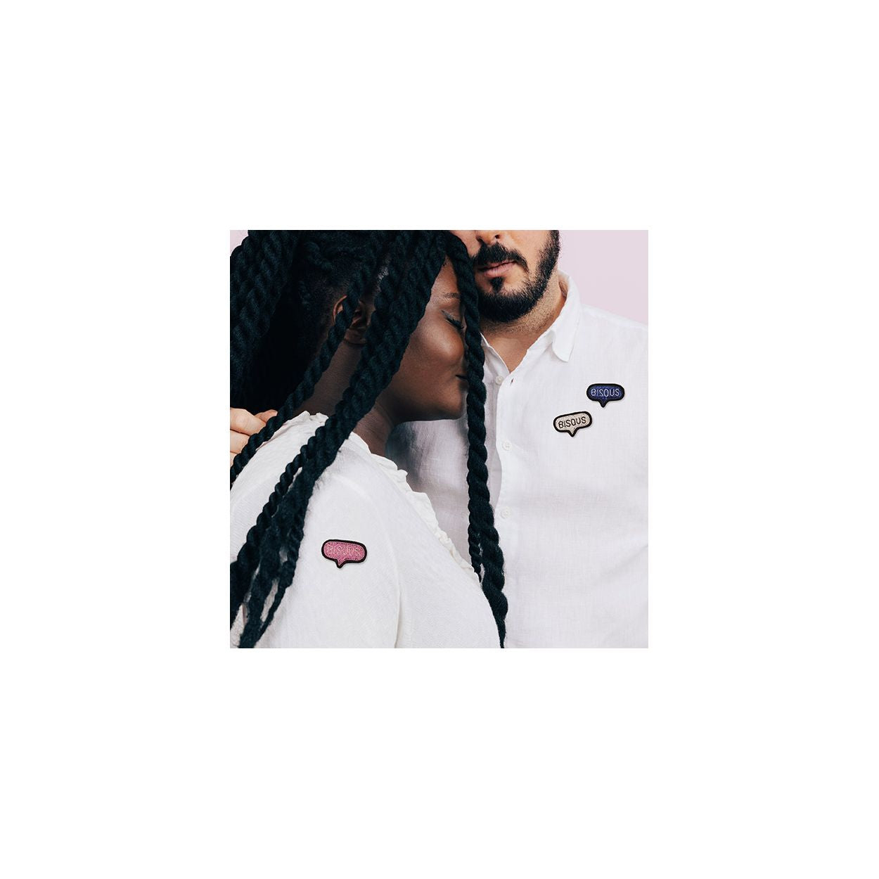 Bisous Bleu - Broche Brodés Main - Macon&Lesquoy