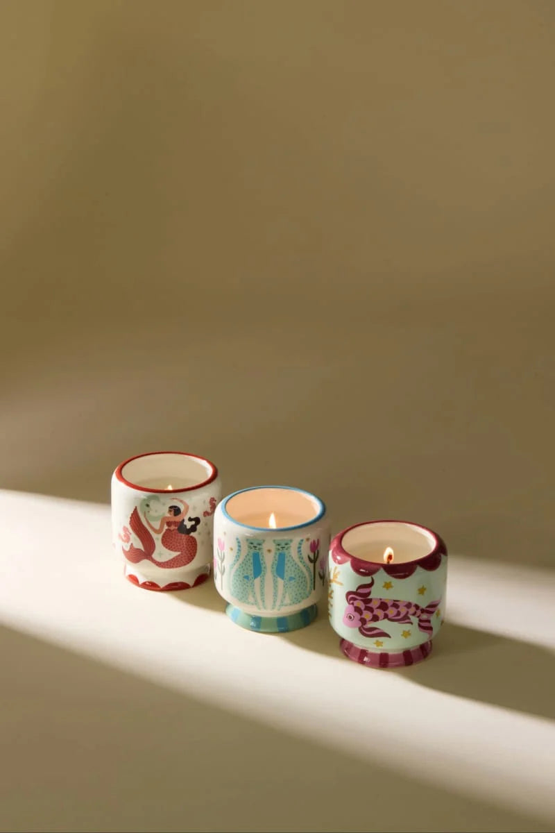Bougies A Dopo en céramique peinte à la main : labougie Koi Ocean Tide / bougie Guépards Lin et Iris / bougie Gingembre et Texk - Paddywax