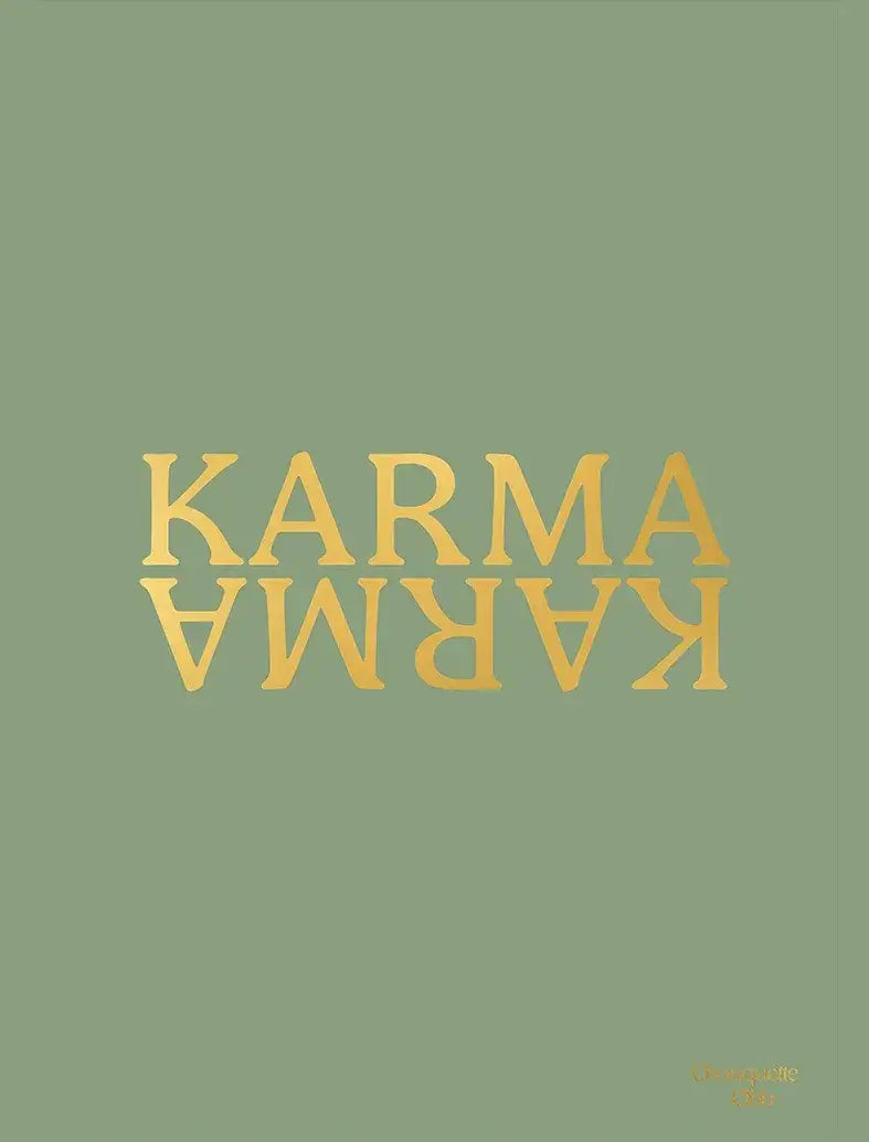 Affiche "Karma", texte doré sur fond vert kaki