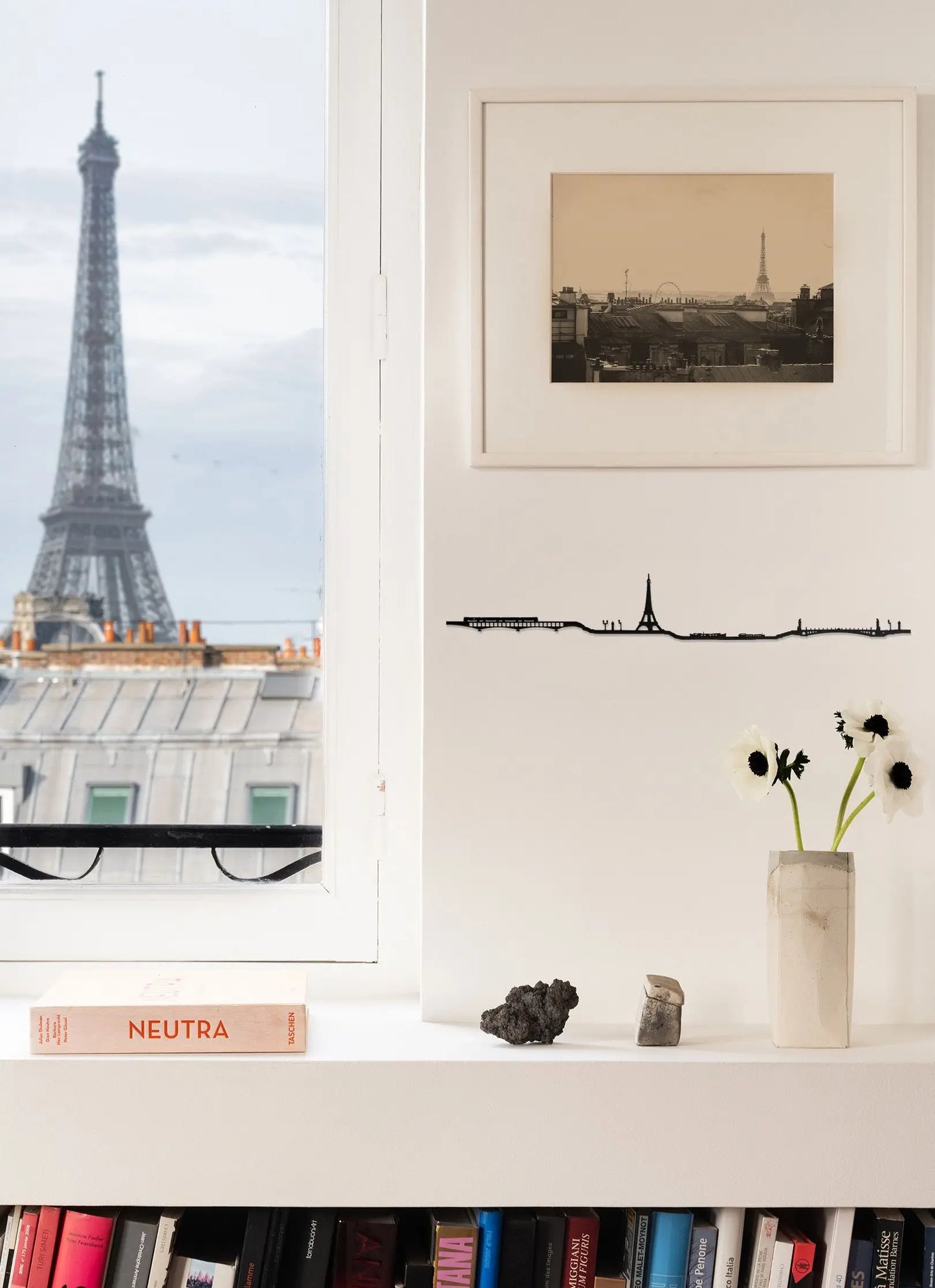 Silhouette murale de Paris en version 19cm fixé dans un appartement
