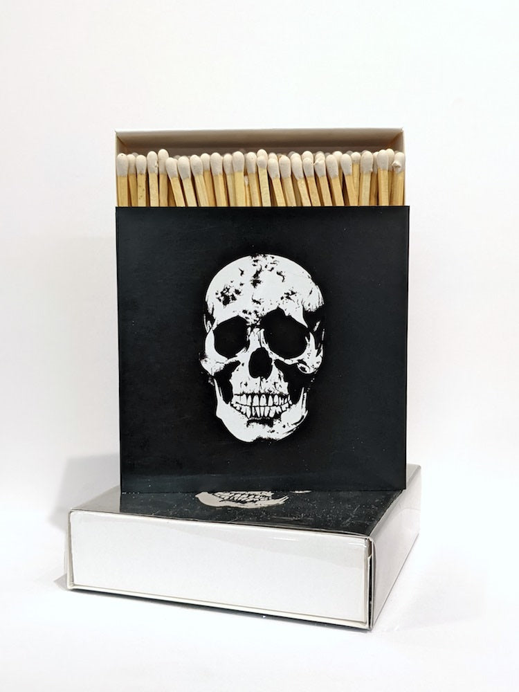 Memento Mori - boite d'allumettes - The Archivist  Modifier le texte alternatif