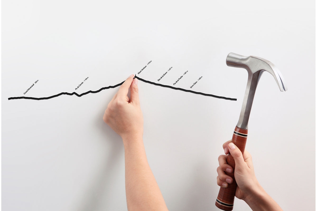 Mont Ventoux - Silhouette de ville en acier noir 50cm - The Line