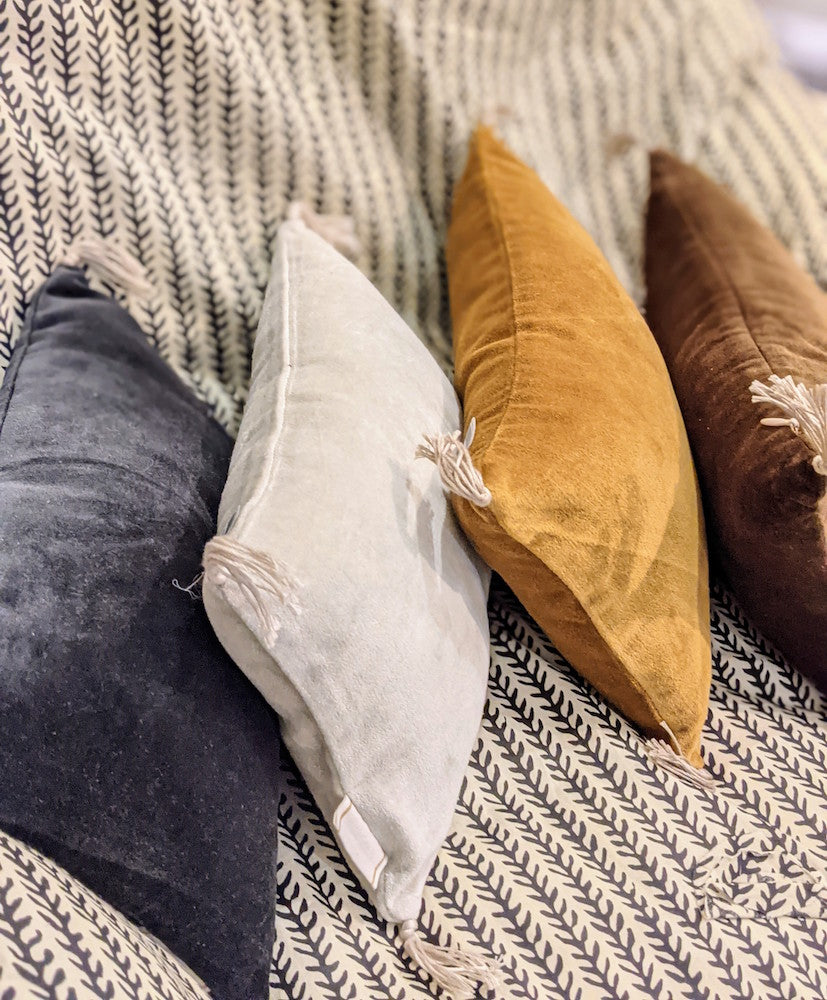 Vieil Or Velours nano - coussin 20x30 cm -Boncoeurs