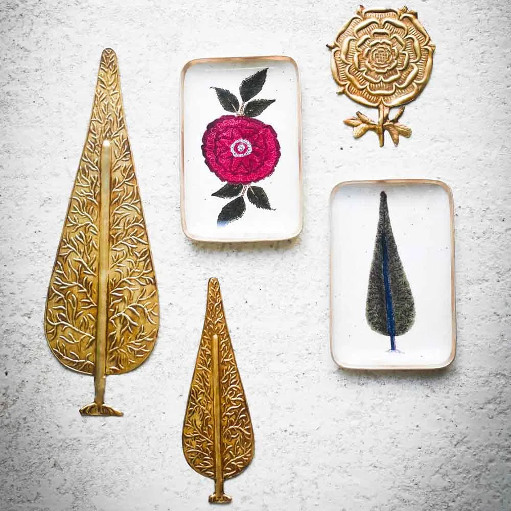 Solo Pivoine - petit plateau en aluminium emaillé - Boncoeurs