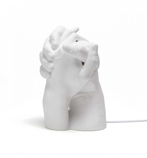 With Me, lampe à poser - deux mains jointes en porcelaine blanche - Marcantonio pour Seletti