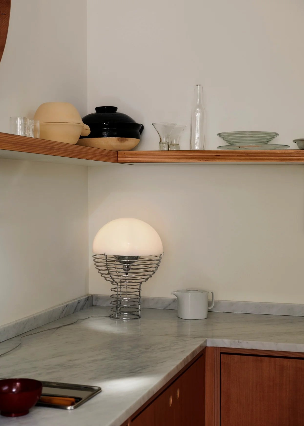 Lampe Wire Verner Panton blanche Ø30 cm, design danois iconique des années 70