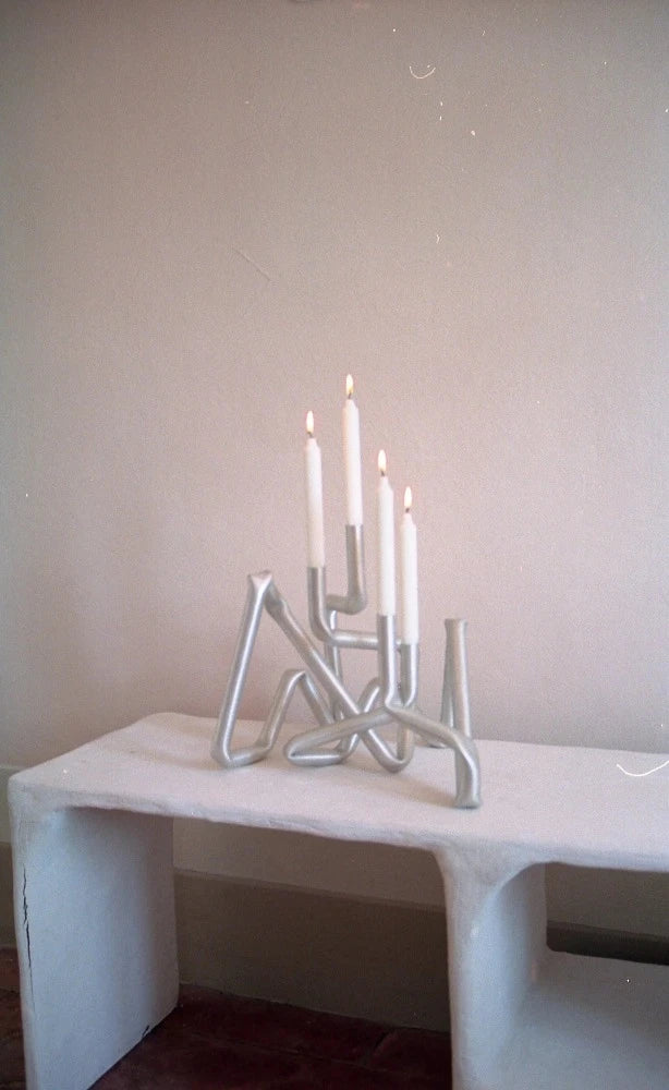 Chandeliers Bucati et Bucatini, studio aot - Bougeoir en aluminium brossé pour 2 bougies