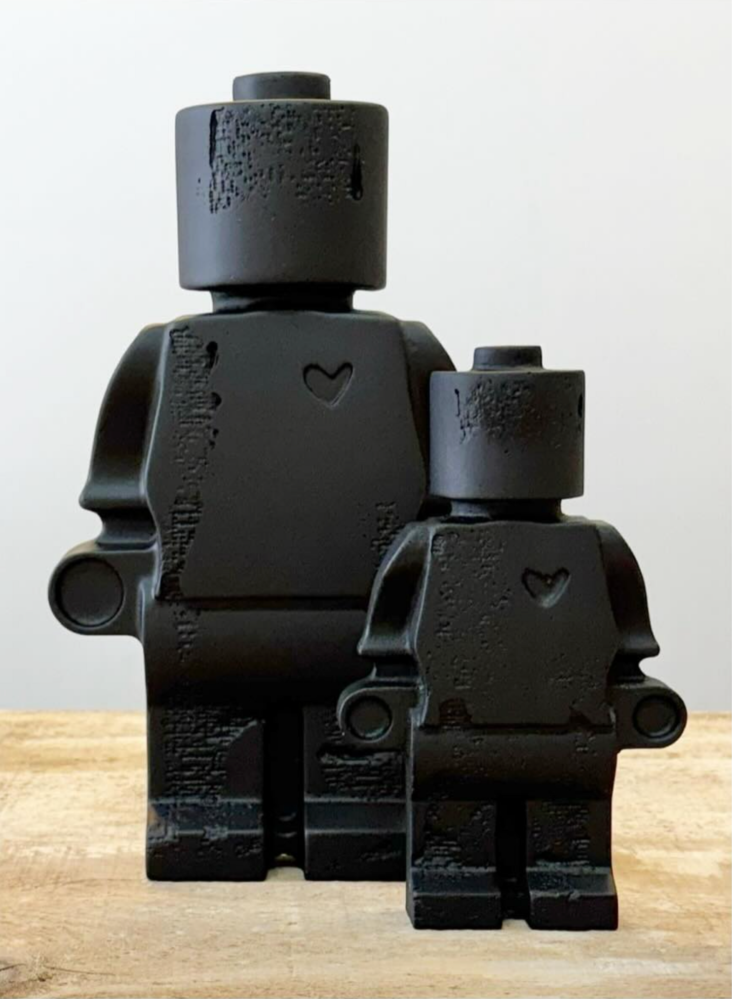 Donneur d'Amour Doré Grand et Moyen - Sculpture en plâtre noir mat - Atelier 325