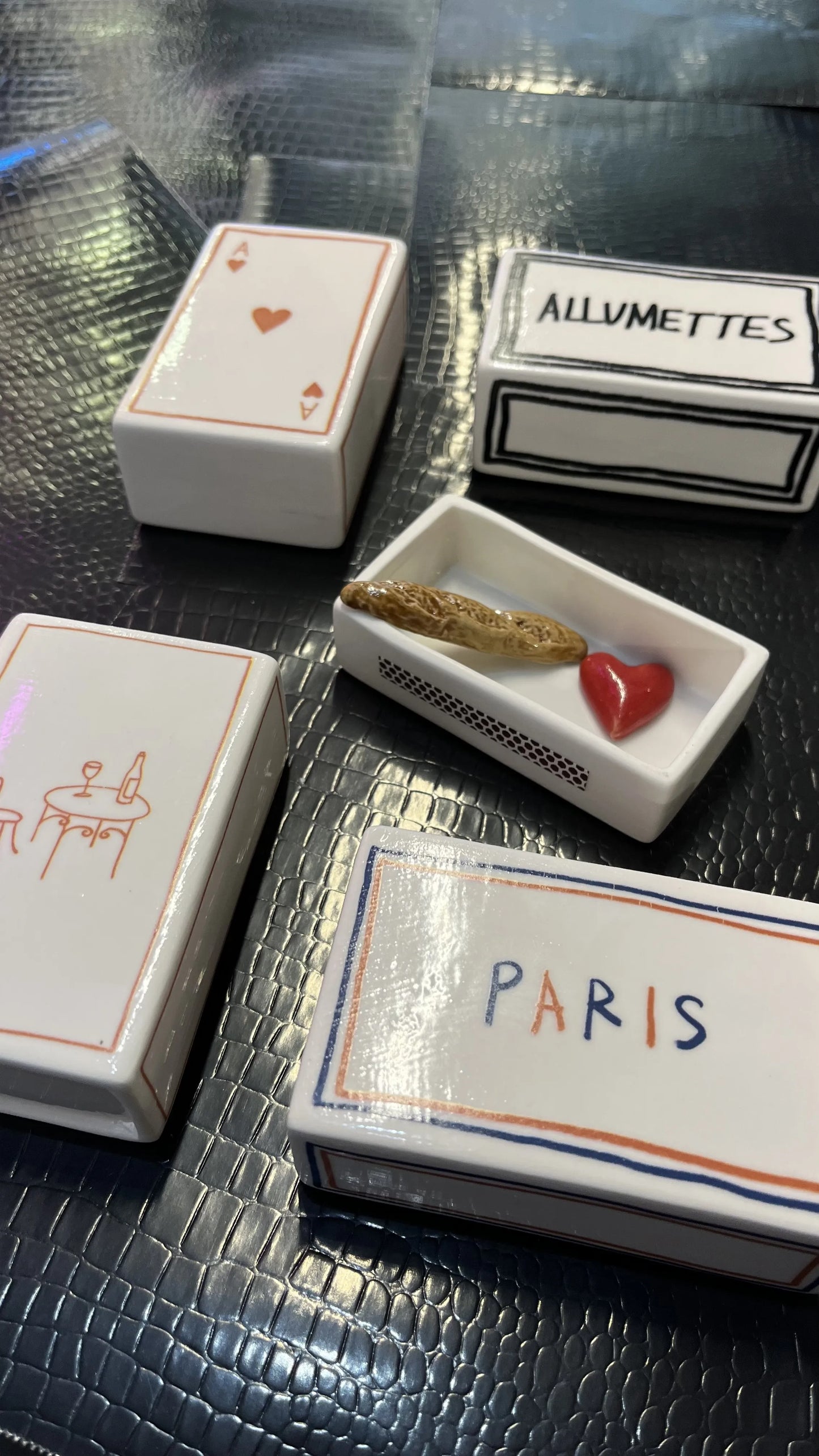 As de Cœur - Boite d'Allumettes en Porcelaine