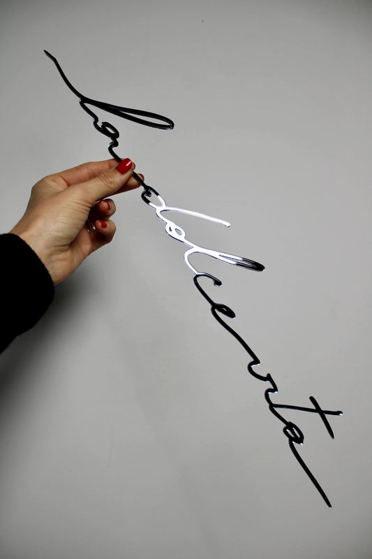 Phrase murale "Quelques mots d’amour" en plexiglas recyclé finition argenté