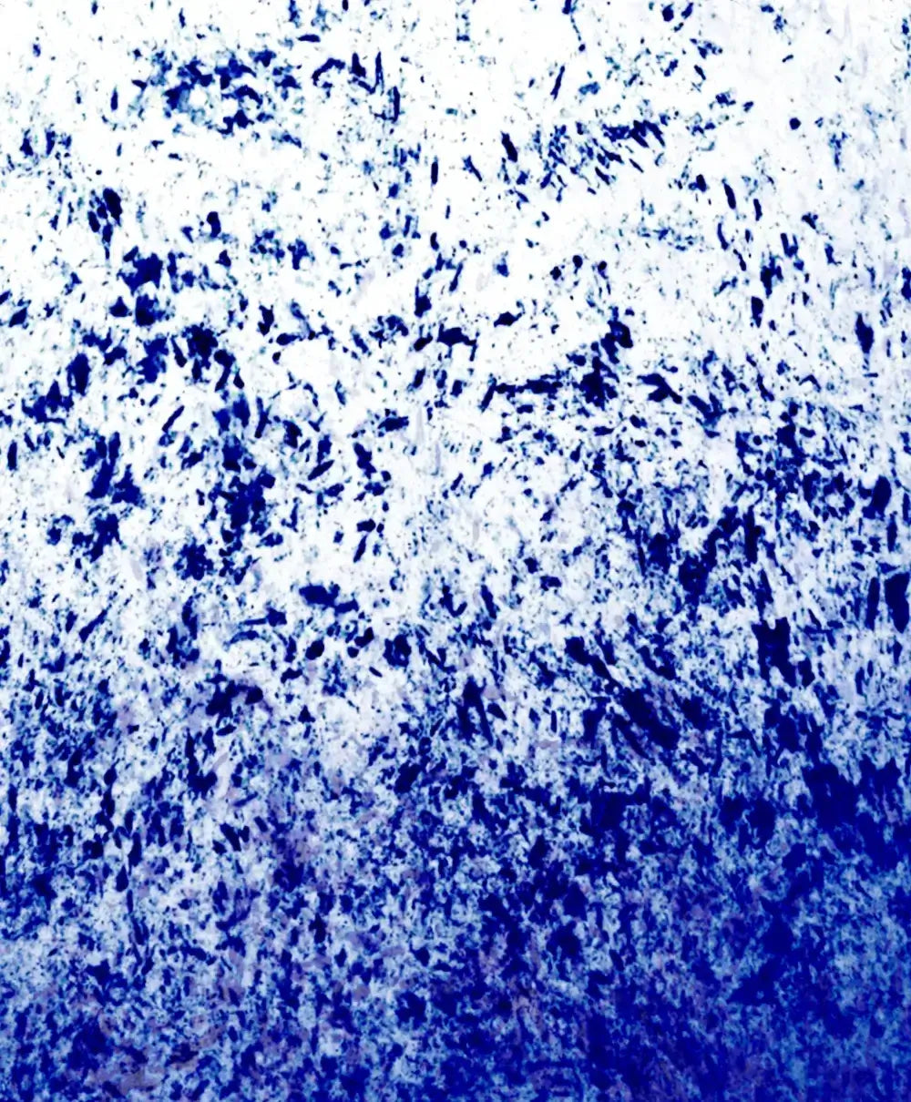Éventail Blue Splash détail motif bleu inspiré de l'aquarelle
