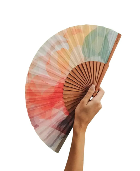 Éventail A Fan Of Colour Harmony en coton et bois de poirier