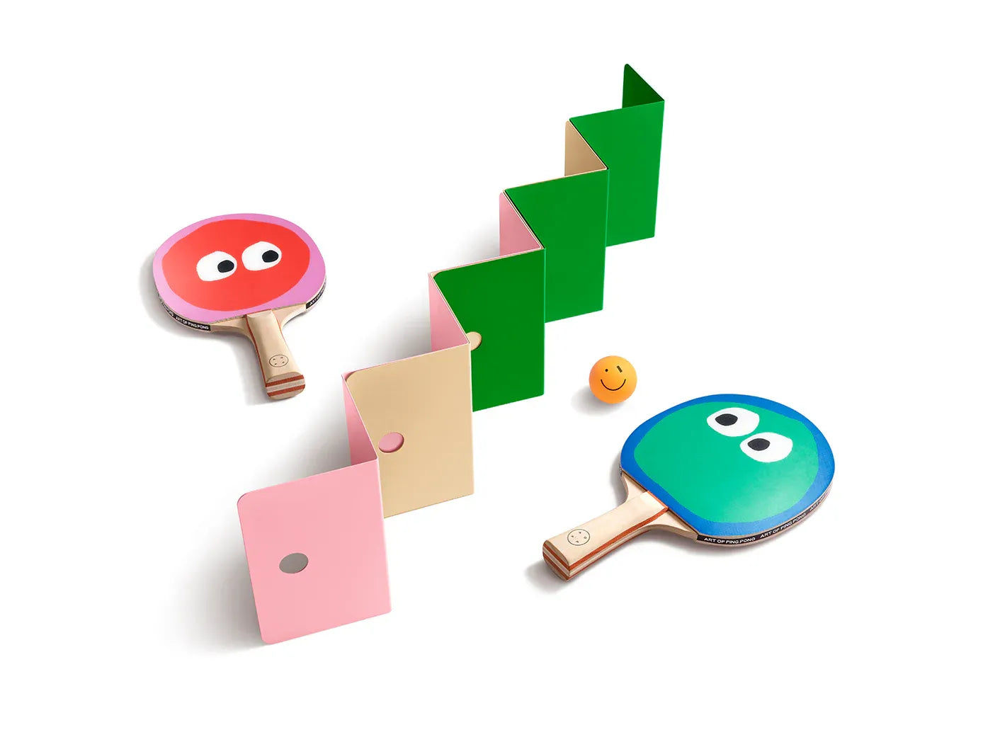 Ensemble Face Off Art of Ping Pong comprenant deux raquettes, le filet design et une balle de ping-pong
