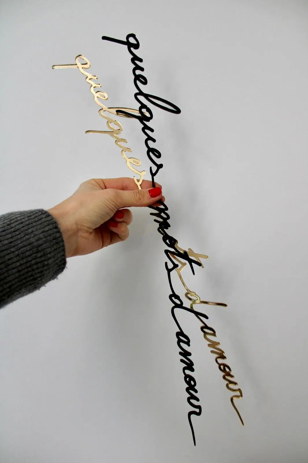 Phrases murales "Quelques mots d'amour" finition dorée et noire