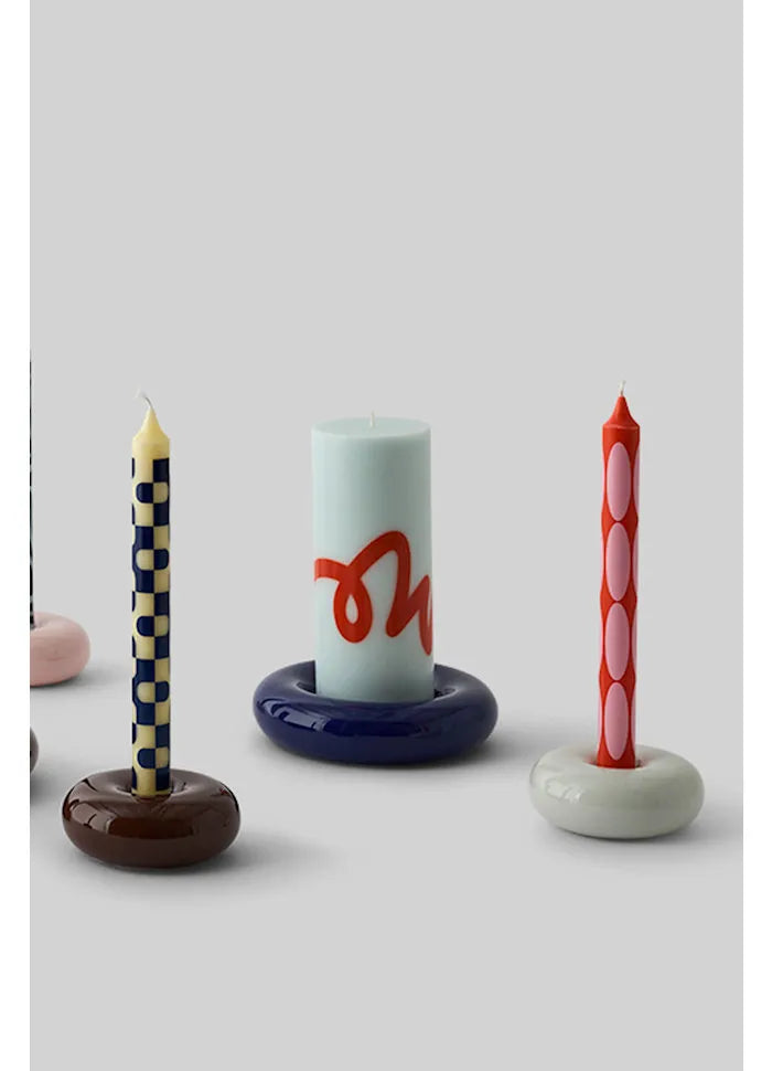 Bougeoirs BOB bleu foncé avec bougies décoratives Studio About