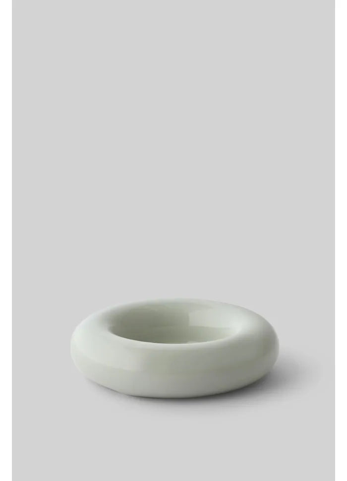Grand bougeoir BOB gris clair en forme de donut par Studio About