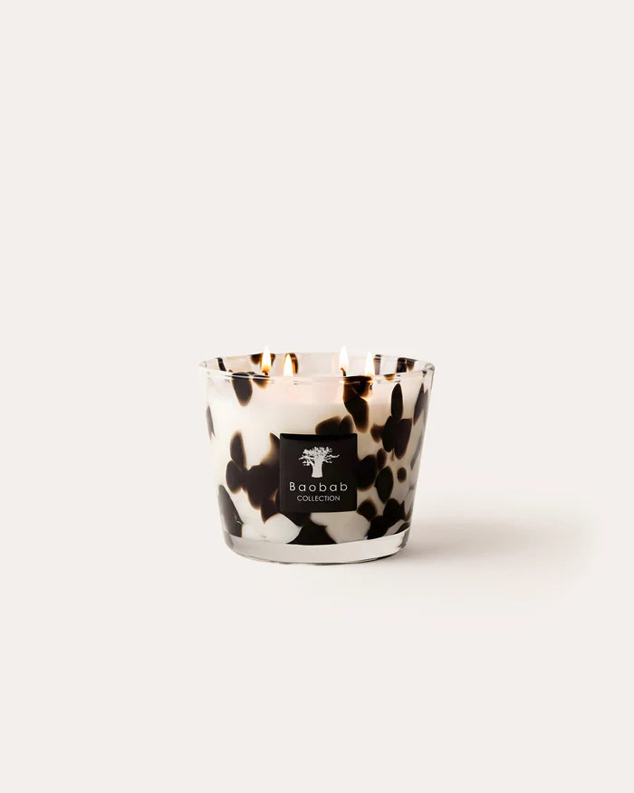 Bougie Baobab Black Pearls MAX 10 Classique allumée