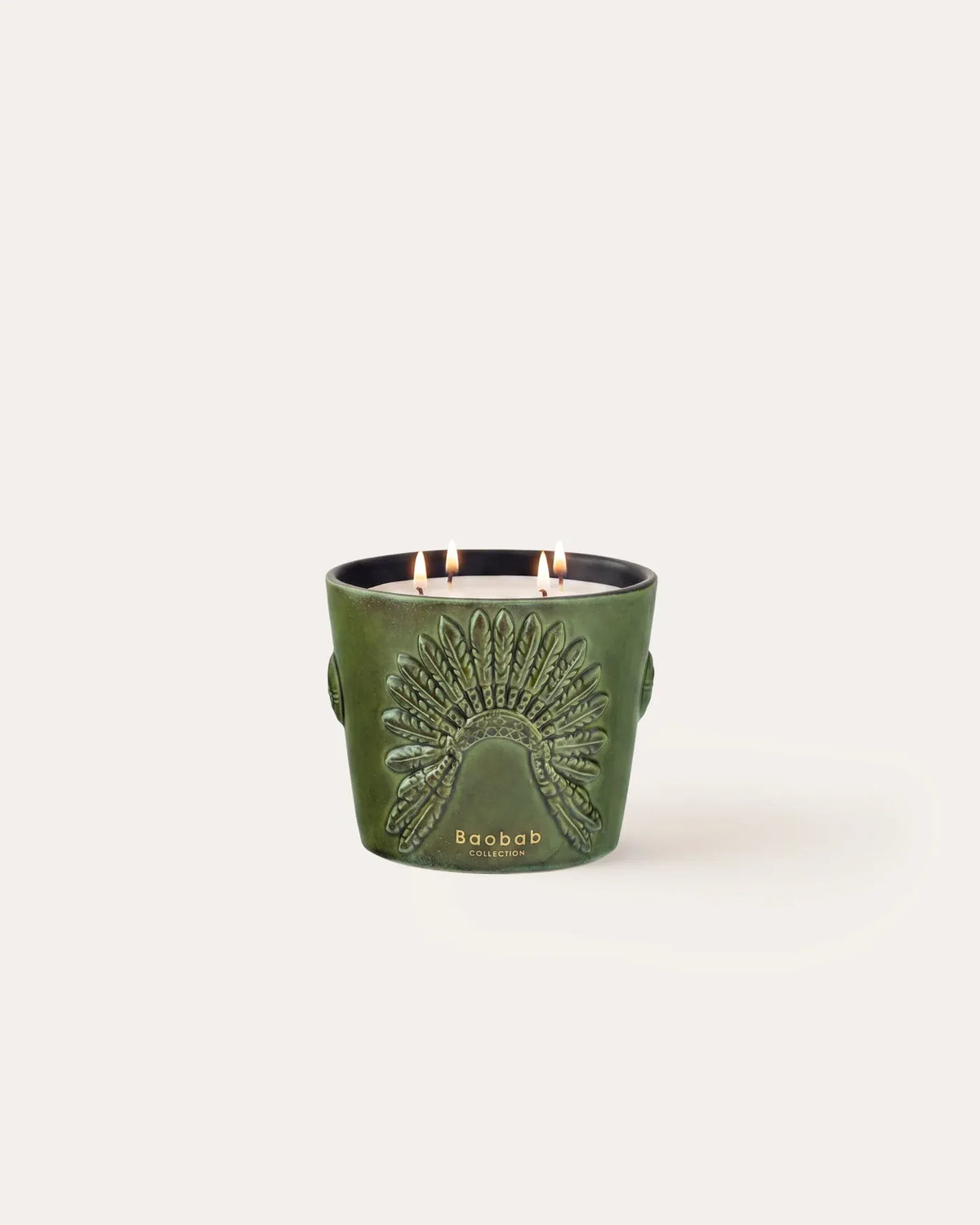 Bougie parfumée Sitting Bull Baobab Collection en céramique vert olive, format Classique