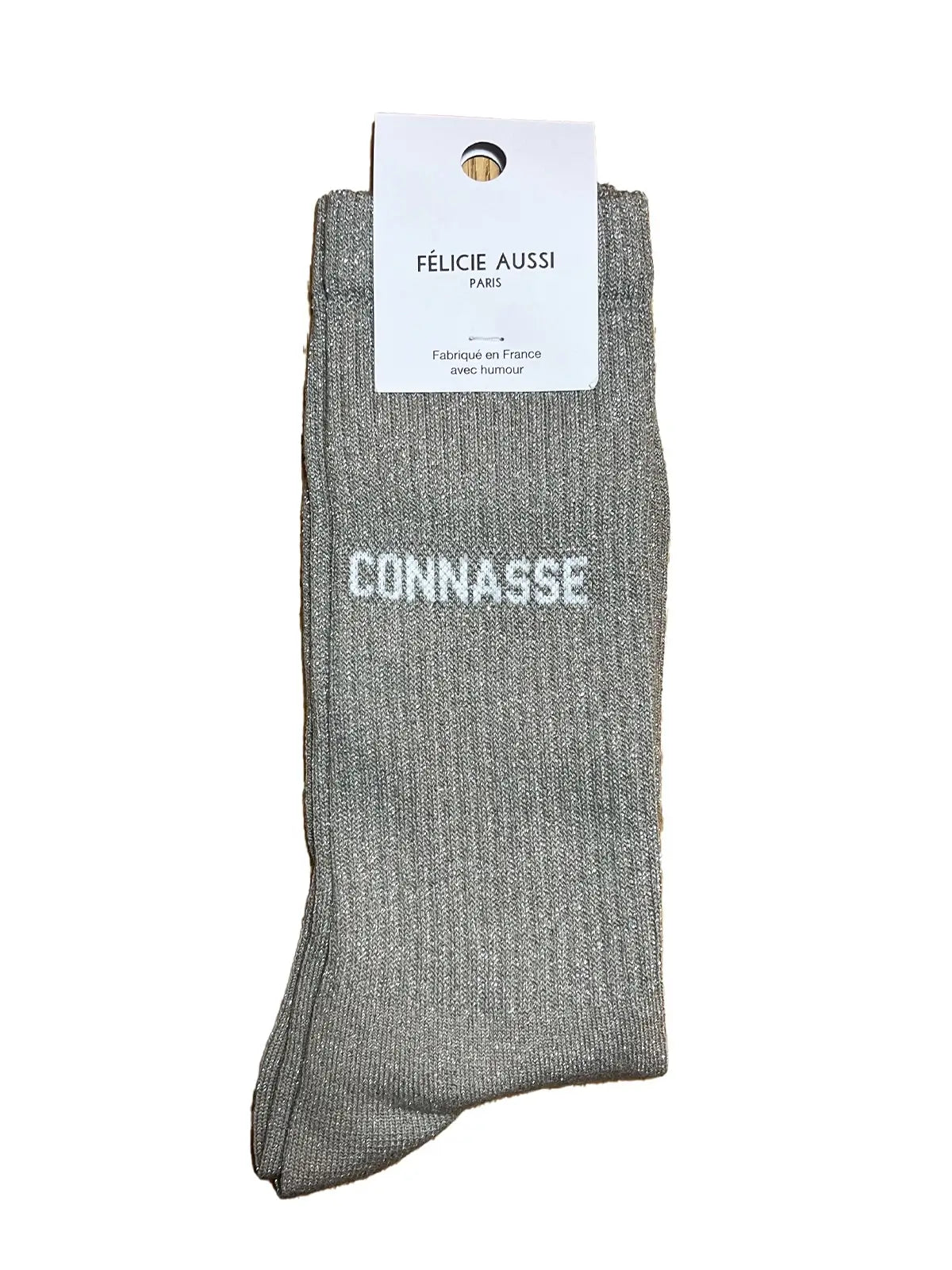 Chaussettes à paillettes Félicie aussi argentées avec message "Connasse"  écrit en blanc. Pointure homme 40-45 