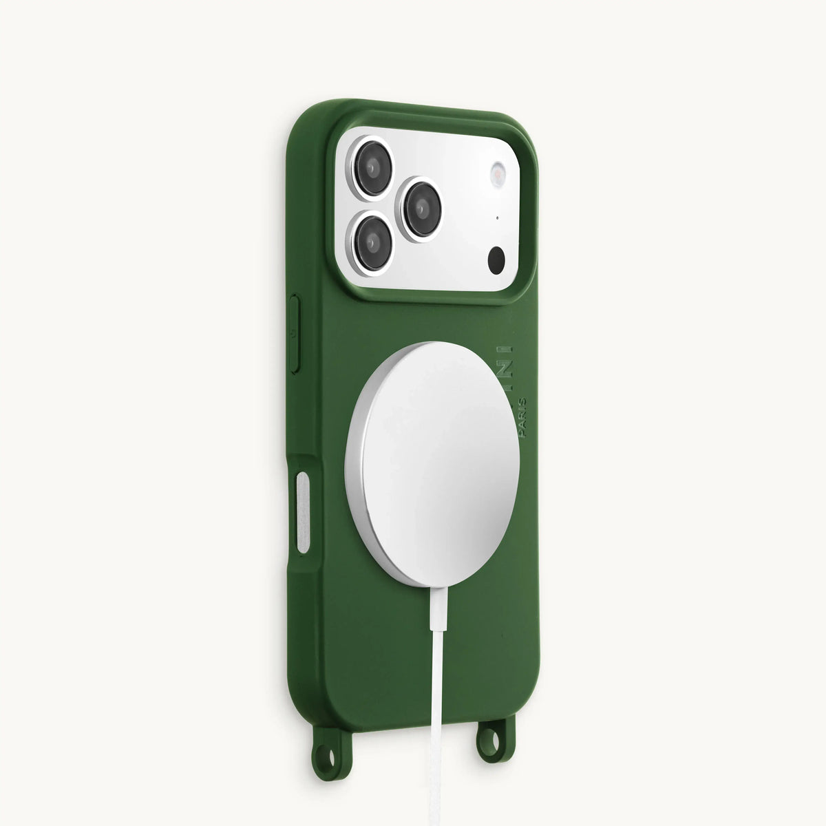 Utilisation de la technologie Magsafe sur la coque "Milo" Vert Olive de chez Louvini