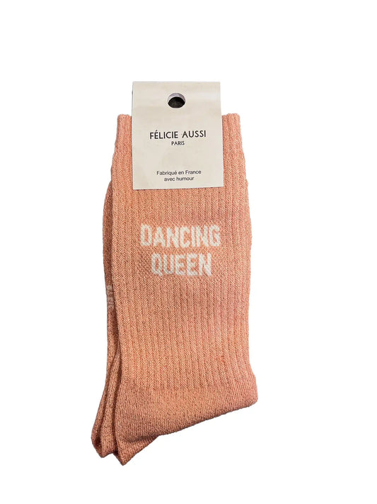 Chaussette à paillettes Félicie Aussi, rose saumon avec  message « Dancing Queen» écrit en blanc