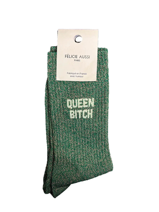 Chaussette Félicie cousue en coton, verte à paillettes avec « Queen Bitch » écris en blanc