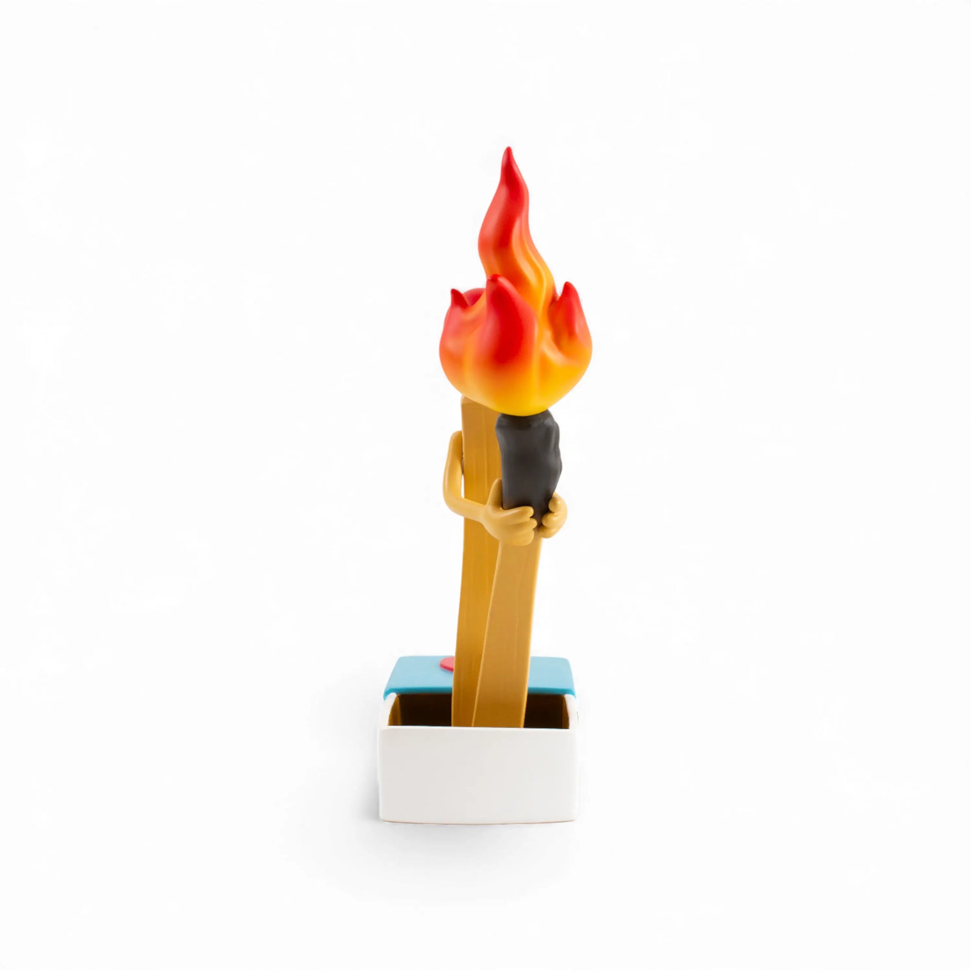 Figurine burning Love - Orientation face à l'allumette en feu