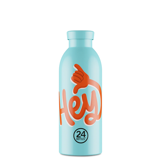 Gourde Isotherme 500ml couleur bleu ciel avec le slogan « Hey ! » écris en orange de 24bottles