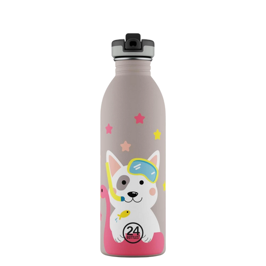 Gourde 500ml avec un chien avec un masque tuba sur fond beige de 24bottles