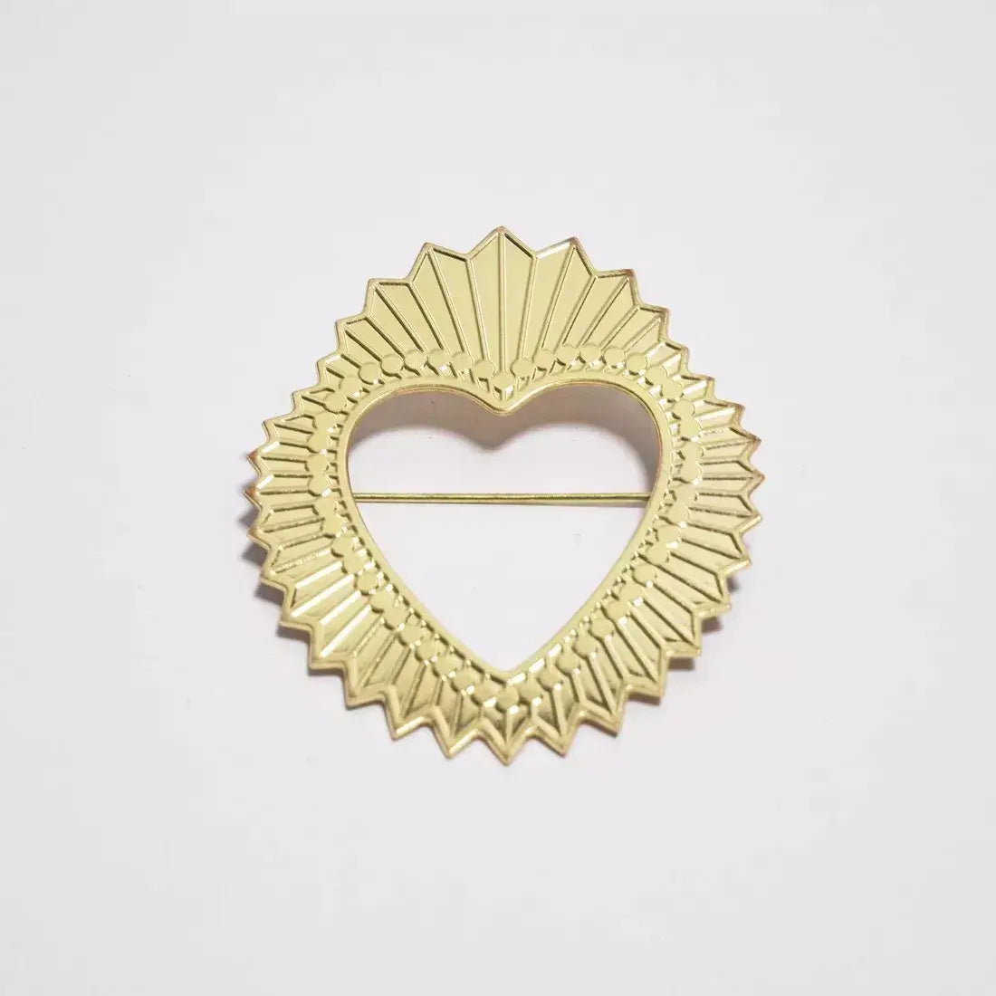 Broche Brenda par Gypso en forme de coeur