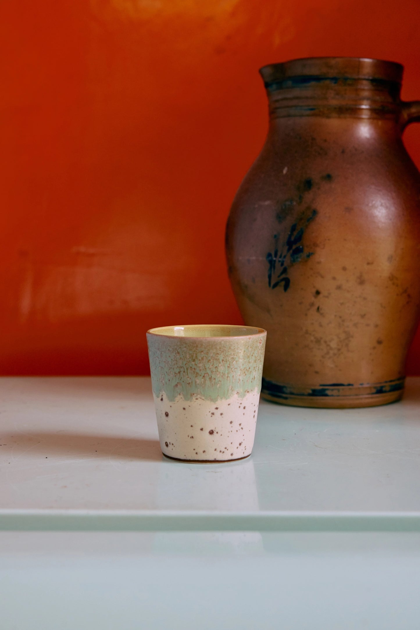 Tasse à café en céramique Pop Art bleue et blanche