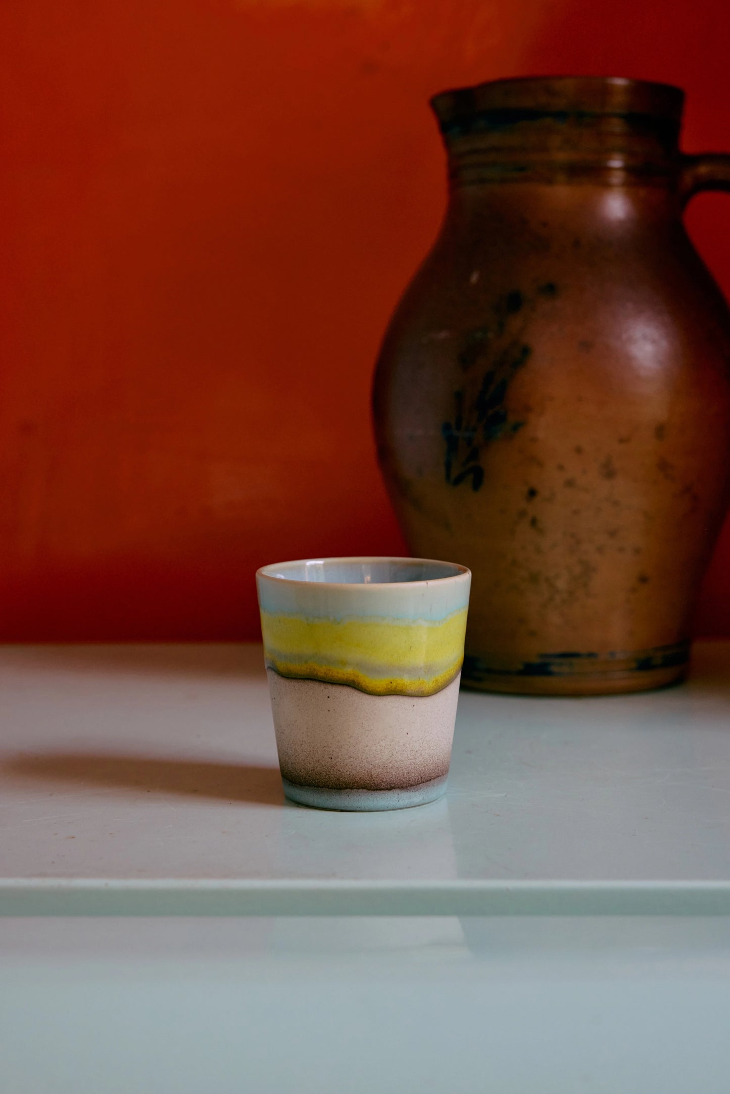 Tasse à café en céramique Pop Art bleue, jaune et crème