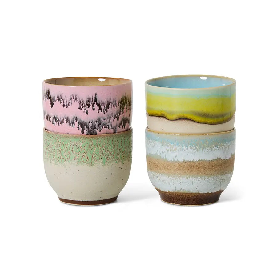 Tasses à café Deco empilées par HKLiving