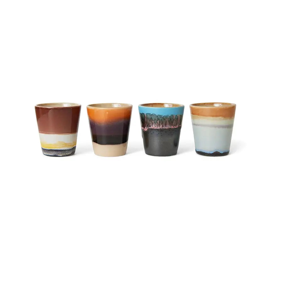 Tasses Ristretto Solar alignées sur fond blanc
