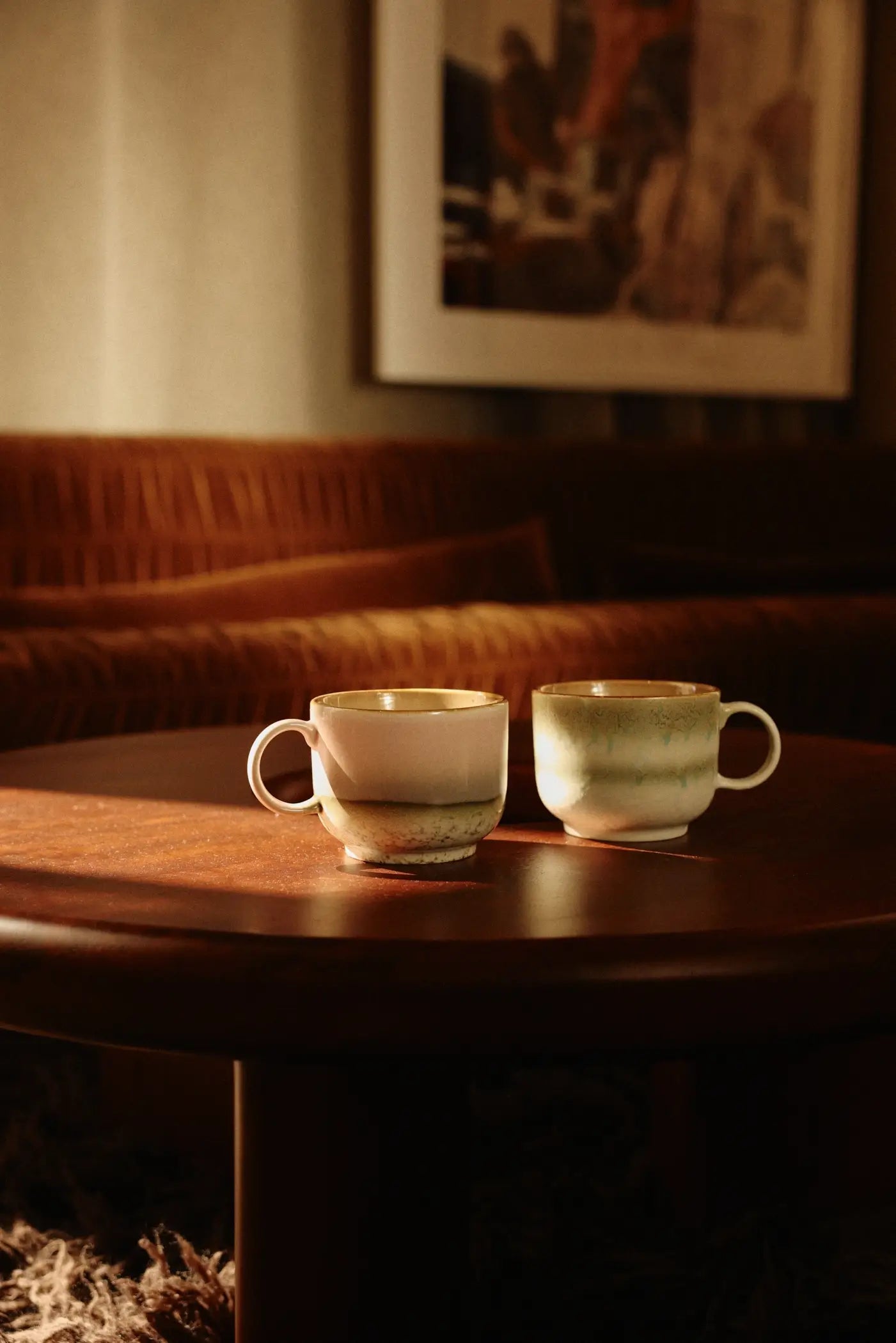 Tasses à Thé Nova sur la table basse d'un salon