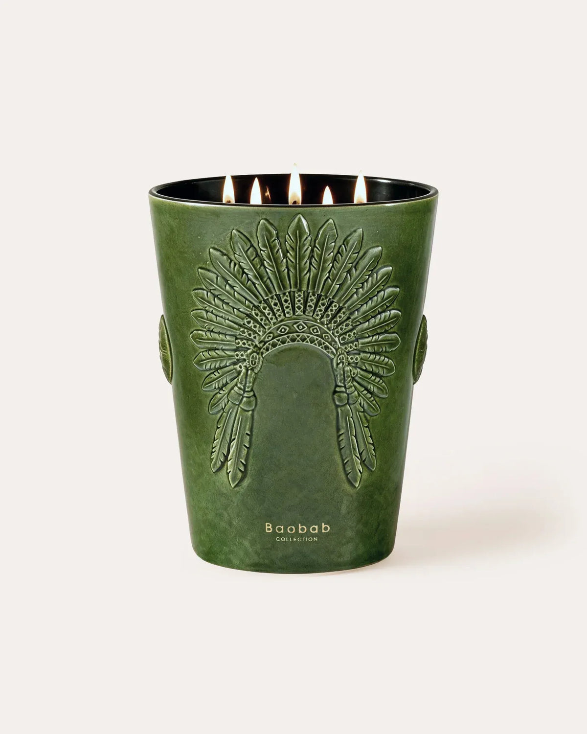 Bougie parfumée Sitting Bull Baobab Collection en céramique vert olive, format Grande