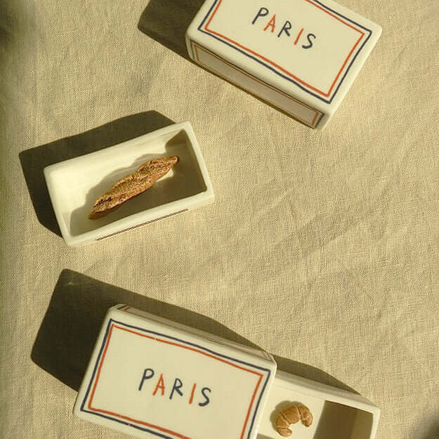 Boîtes d'allumettes en céramique "Paris" avec baguettes en céramique