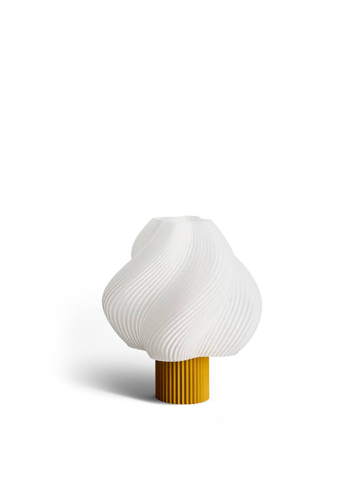 Lampe portable Soft Serve Cloudberry de Crème Atelier - Pied jaune safran