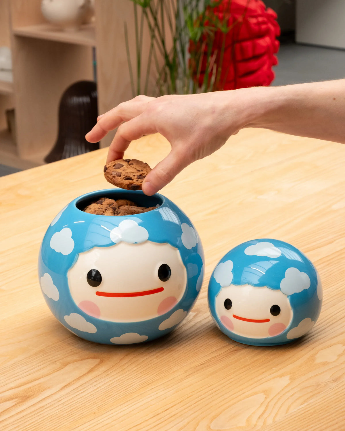Boîte à Biscuits Little Cloud Buddy Chub avec des cookies