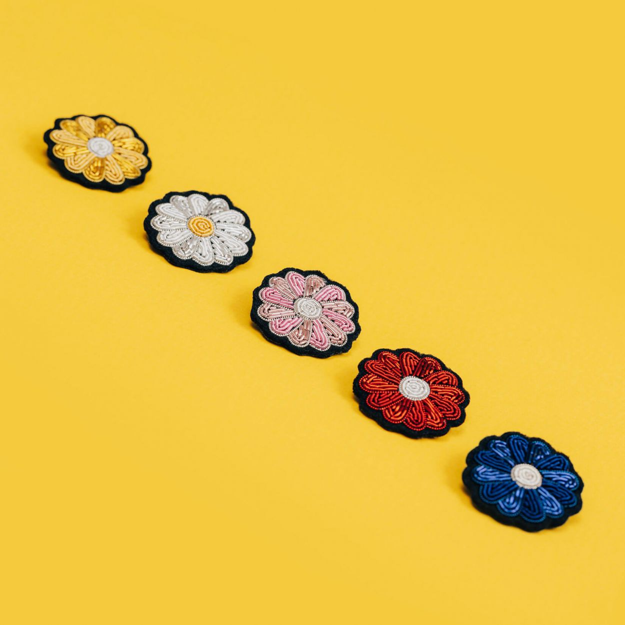 Marguerite Or - Broche Brodés Main - Macon&Lesquoy