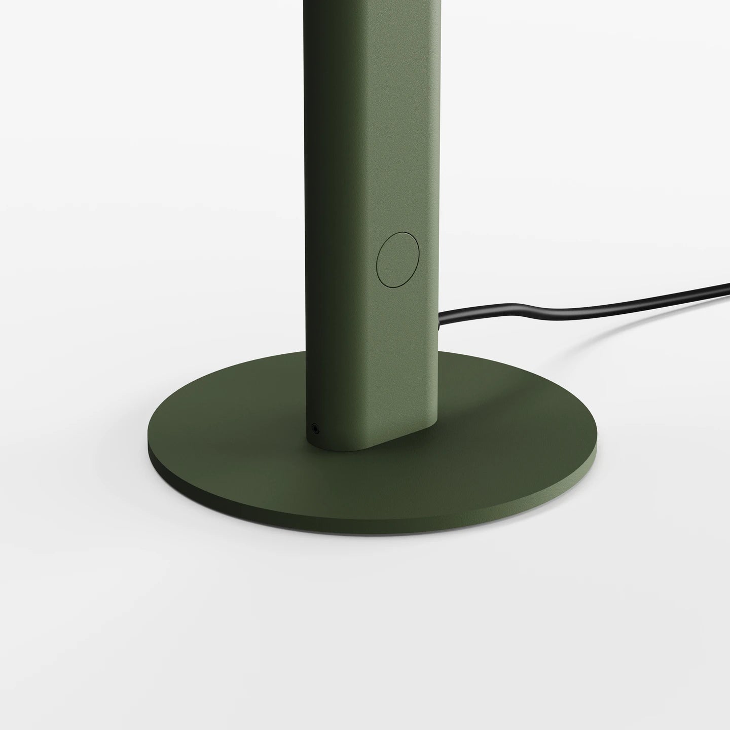 Lampe de table Tiptoe vert romarin détail de l'interrupteur