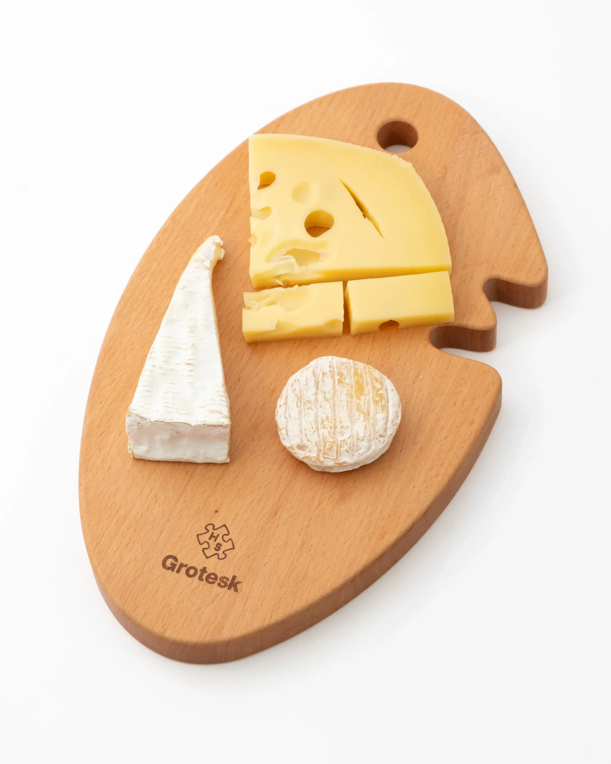 Cheese Head AOC03, planche en bois, Grotesk pour Home Studyo avec fromage