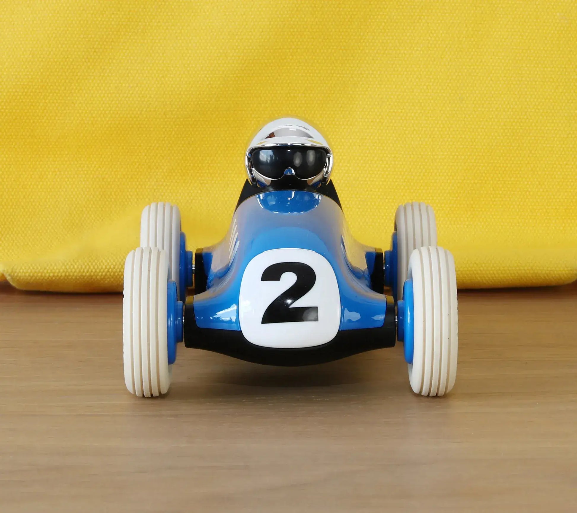 Voiture miniature Playforever Loretino Monaco bleue style course