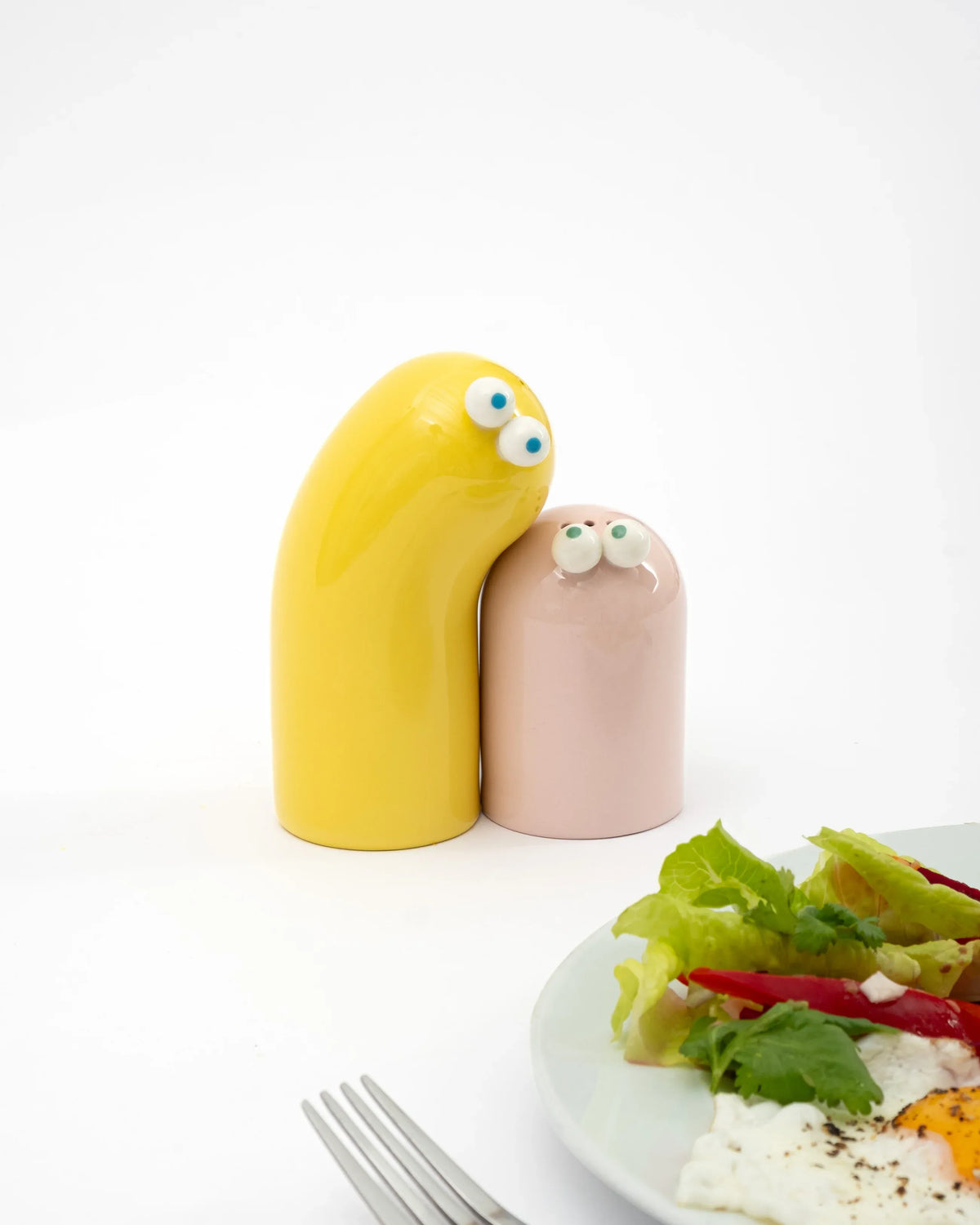Salt + Pepper, duo de salière et poivrière de Lucas Zanotto pour Home Studyo