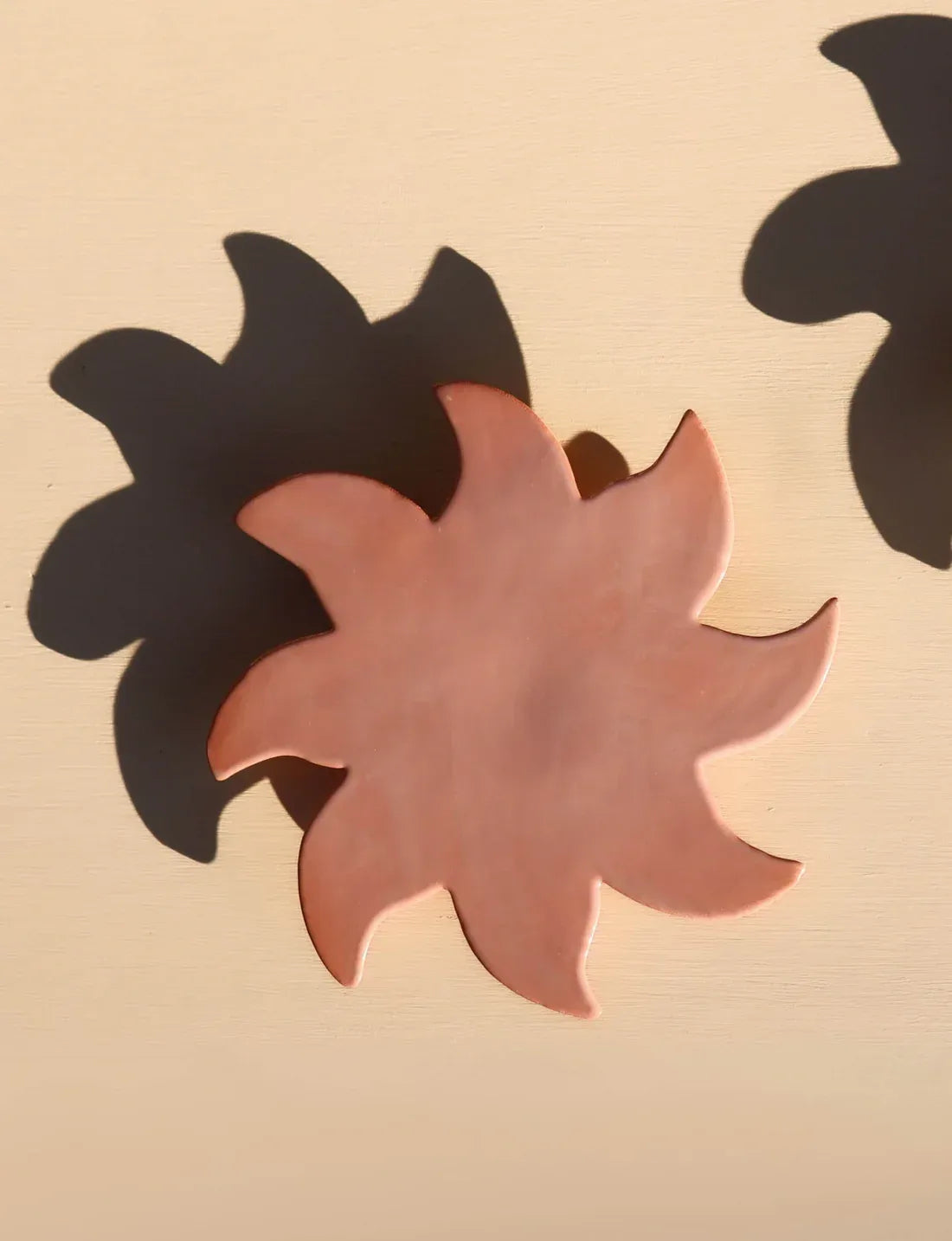 Soleil terracotta Maison Béata en décoration murale