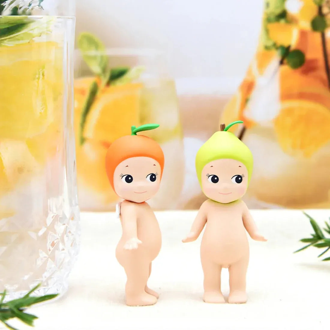 Figurines Sonny Angel, poire et pêche