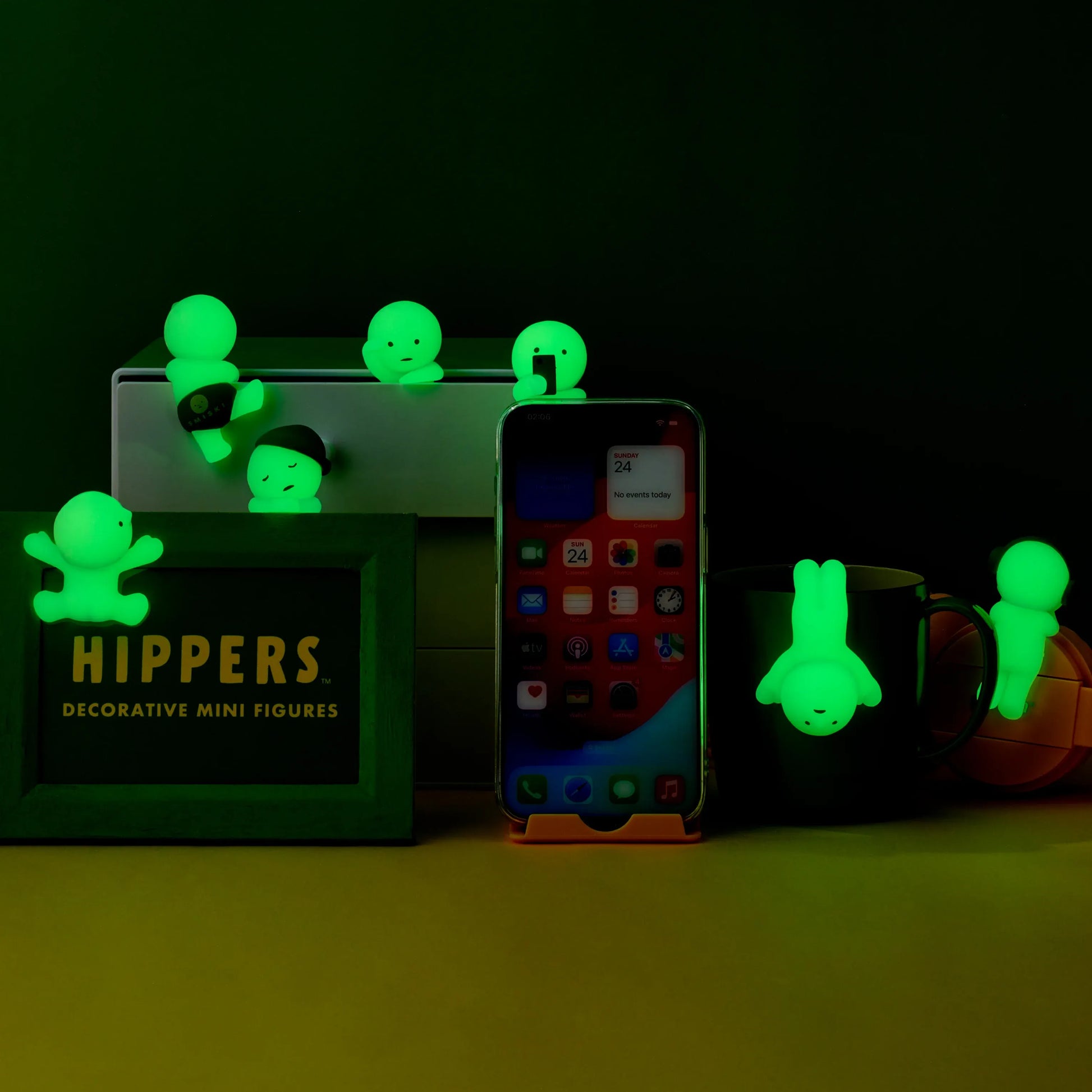 Les figurines Smiski Hippers brillent dans le noir
