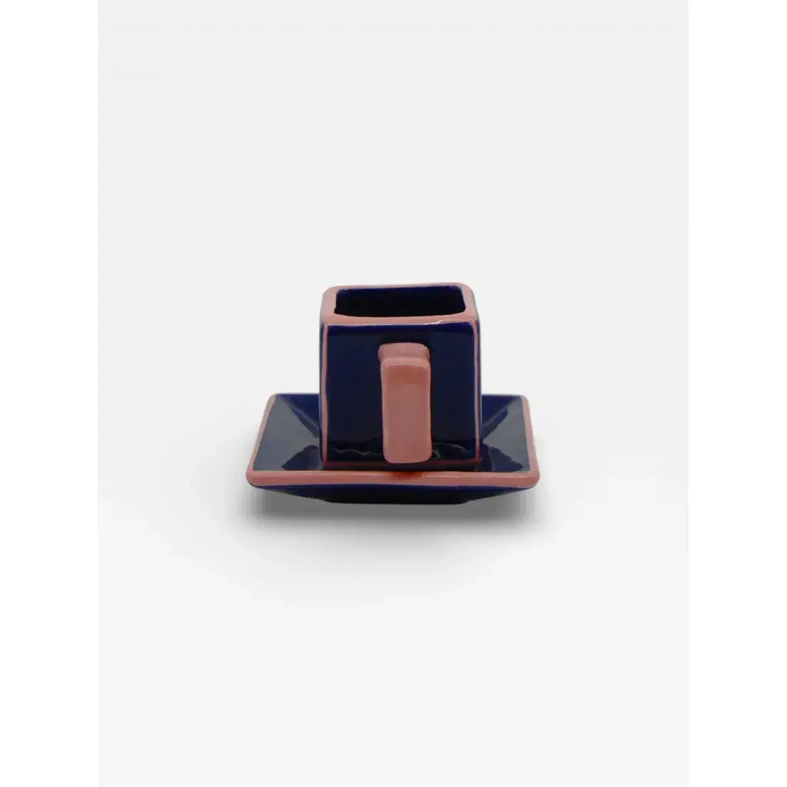 Tasse à café avec soucoupe en céramique bleu et rose design graphique Tile vue de dos