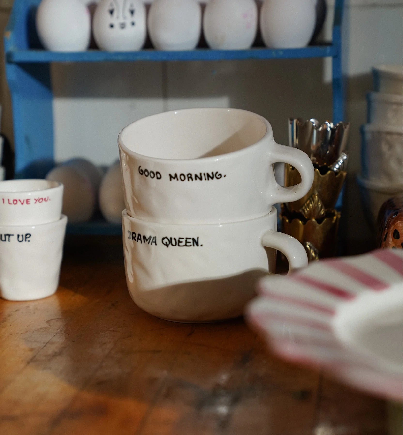 Drama Queen - Tasse à cappuccino en céramique avec typo manuscrite - anna+nina